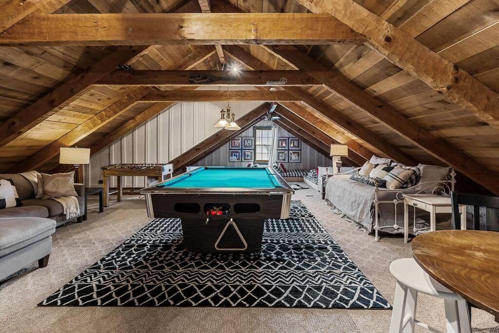 Rustic Cabin, Dock, Firepit, Kayaks & Games Winchester Екстериор снимка